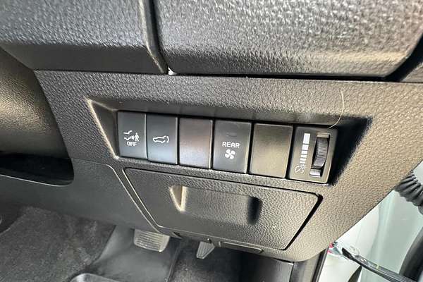2023 Isuzu MU-X LS-U