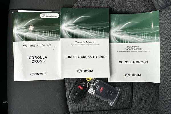 2024 Toyota Corolla Cross GXL MXGH10R