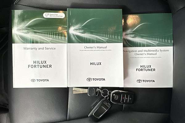2021 Toyota Hilux SR5 GUN126R 4X4