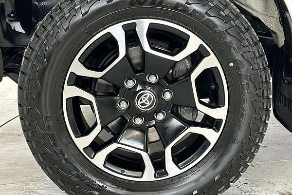 2021 Toyota Hilux SR5 GUN126R 4X4