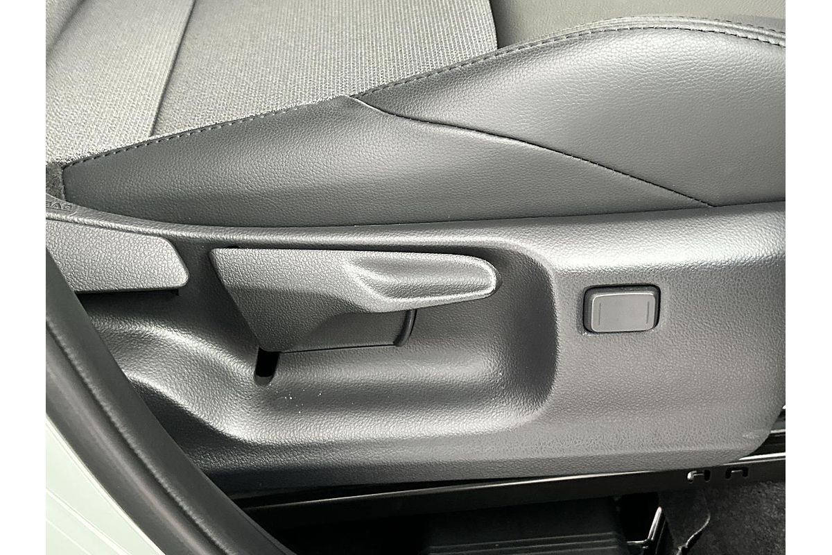 2024 Toyota Corolla Cross GXL MXGH10R