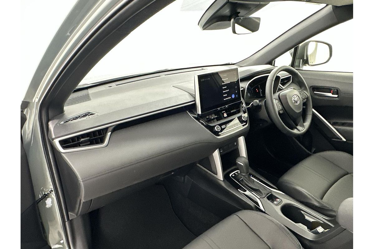 2024 Toyota Corolla Cross GXL MXGH10R