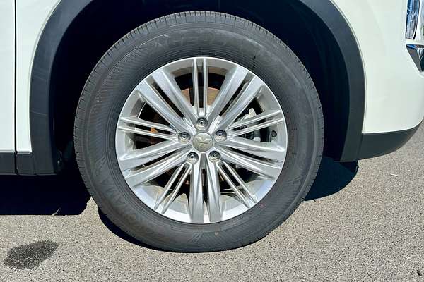 2024 Mitsubishi Outlander ES ZM