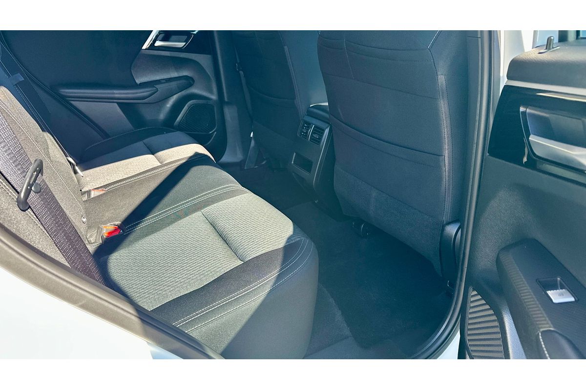 2024 Mitsubishi Outlander ES ZM
