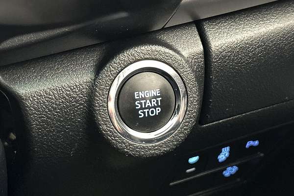 2021 Toyota Hilux SR5 GUN126R 4X4