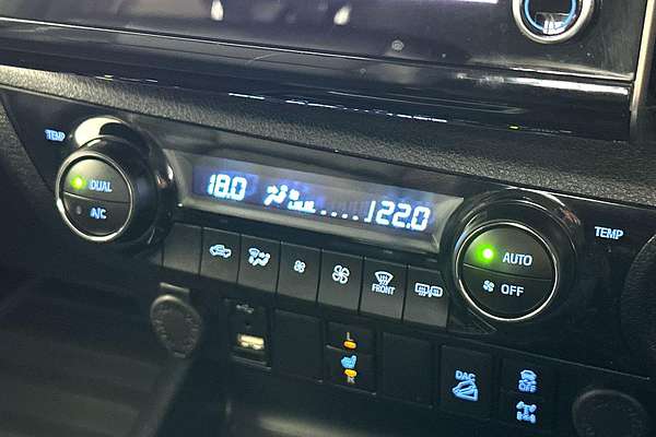 2021 Toyota Hilux SR5 GUN126R 4X4
