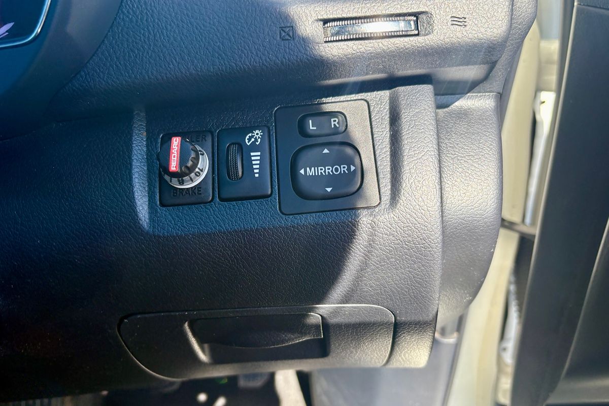 2013 Toyota Kluger Altitude GSU40R