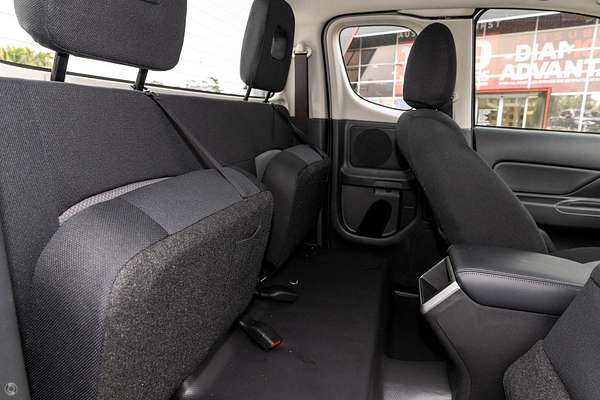 2024 Mitsubishi Triton GLX+ MV 4X4