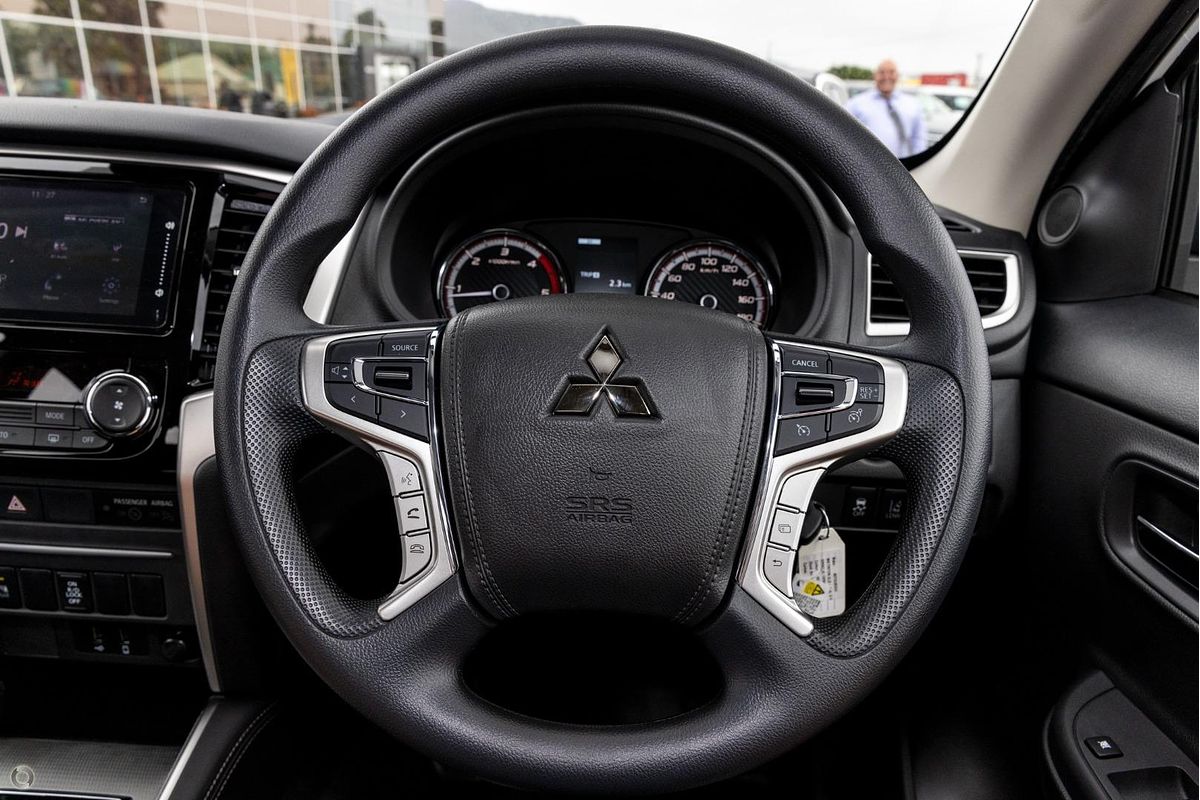 2024 Mitsubishi Triton GLX+ MV 4X4
