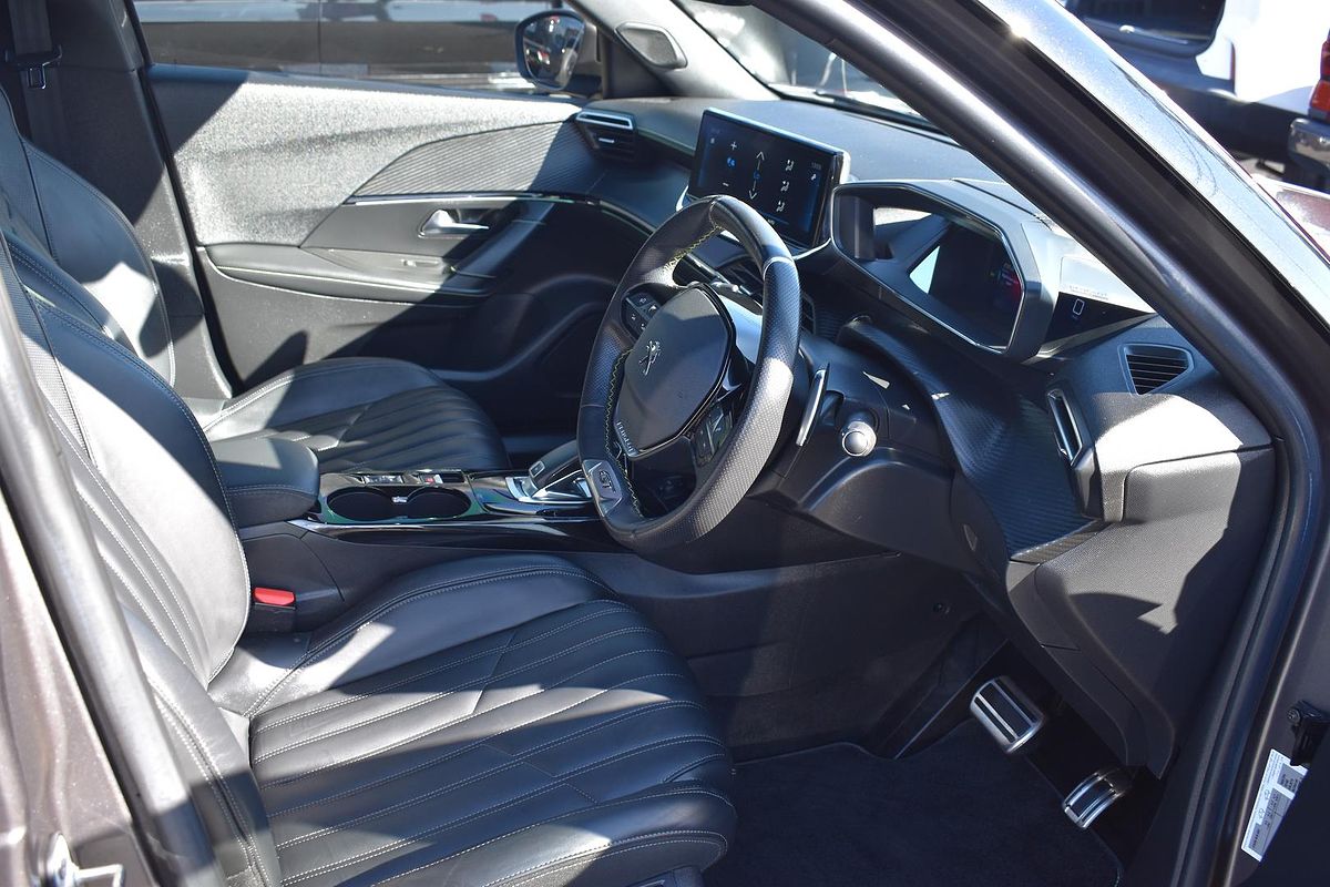 2021 Peugeot 2008 GT Sport P24