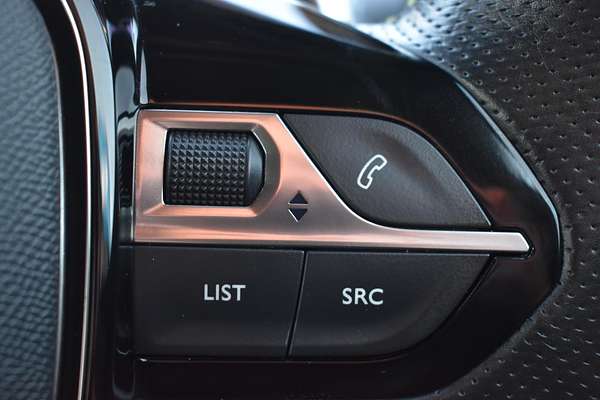 2021 Peugeot 2008 GT Sport P24