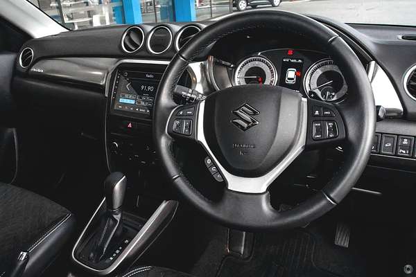 2023 Suzuki Vitara Turbo LY Series II