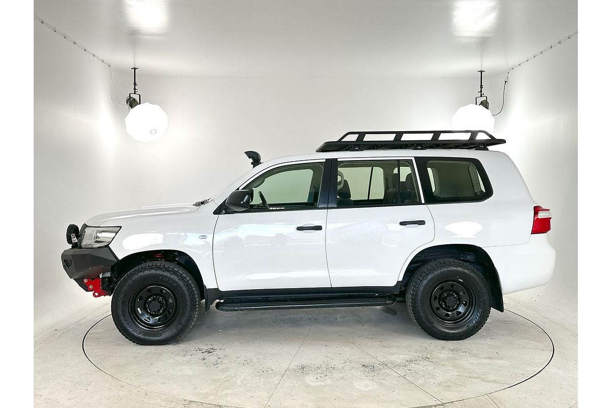 2017 Toyota Landcruiser GX VDJ200R