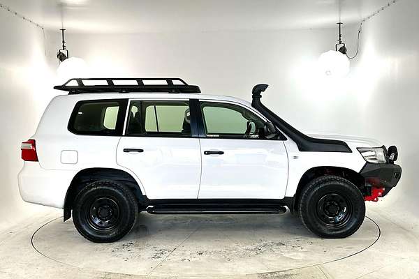 2017 Toyota Landcruiser GX VDJ200R