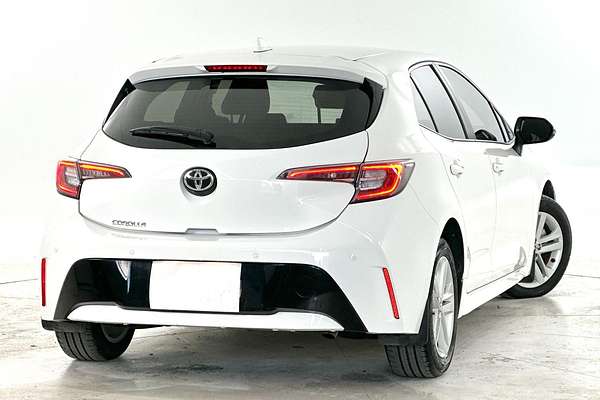 2018 Toyota Corolla Ascent Sport MZEA12R