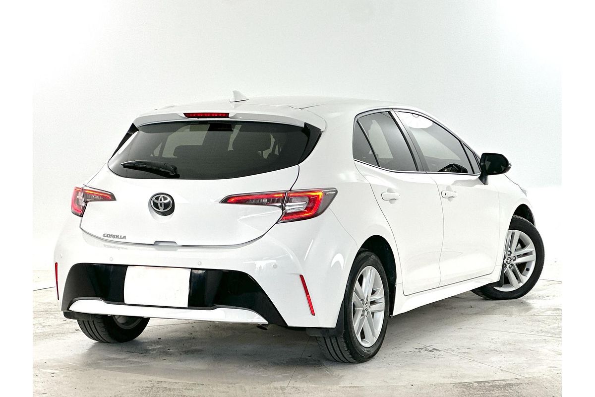 2018 Toyota Corolla Ascent Sport MZEA12R