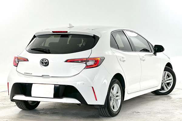 2018 Toyota Corolla Ascent Sport MZEA12R