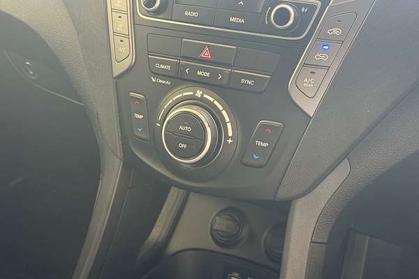2015 Hyundai Santa Fe Elite DM3 Series II