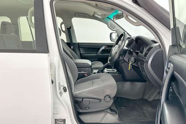 2017 Toyota Landcruiser GX VDJ200R