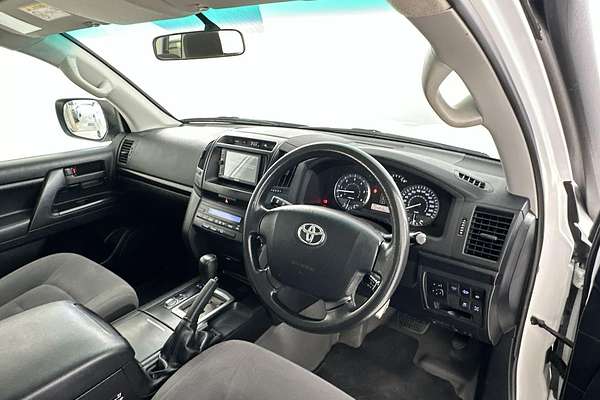 2017 Toyota Landcruiser GX VDJ200R