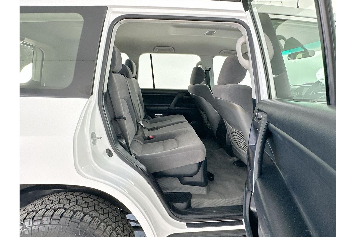 2017 Toyota Landcruiser GX VDJ200R