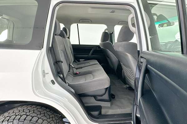 2017 Toyota Landcruiser GX VDJ200R