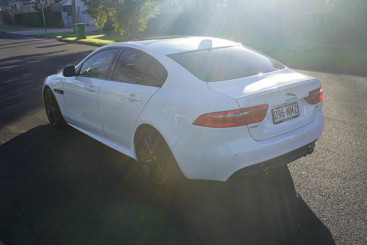 2016 Jaguar XE R-Sport