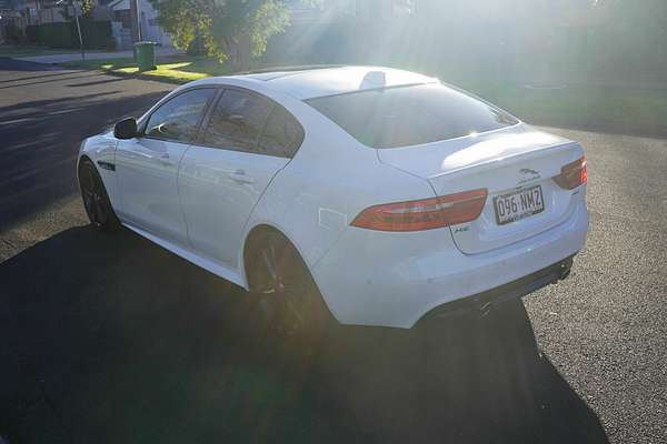 2016 Jaguar XE R-Sport