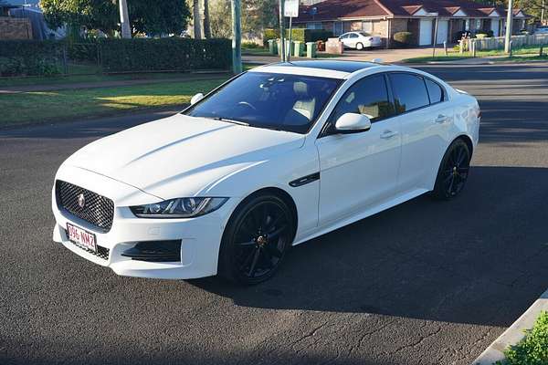 2016 Jaguar XE R-Sport