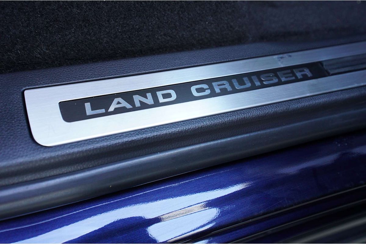 2023 Toyota Landcruiser Sahara ZX FJA300R
