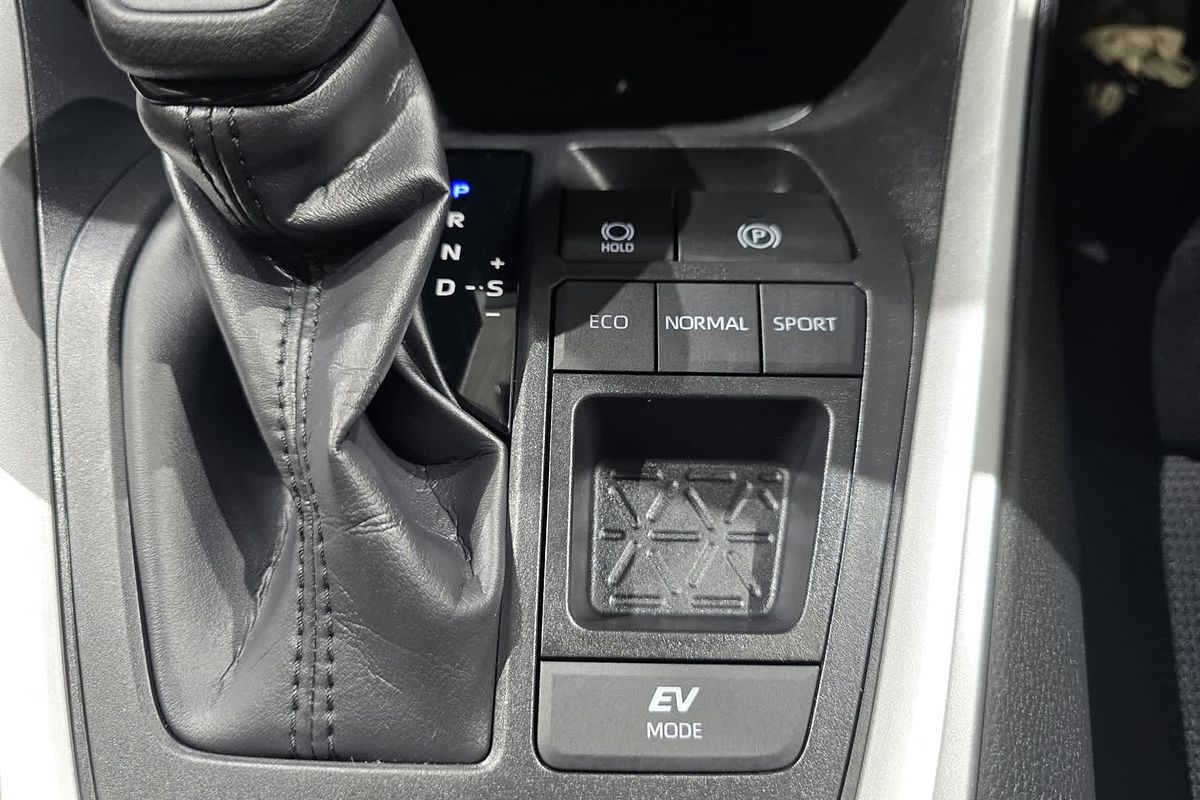 2024 Toyota RAV4 GX AXAH52R