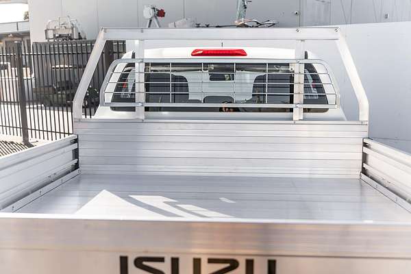2025 Isuzu D-MAX SX High Ride Rear Wheel Drive