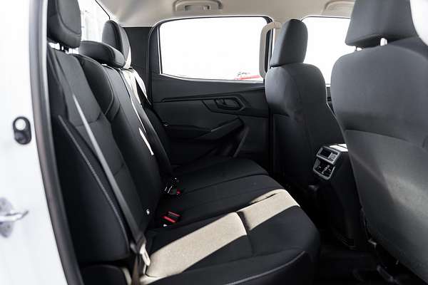 2025 Isuzu D-MAX SX High Ride Rear Wheel Drive