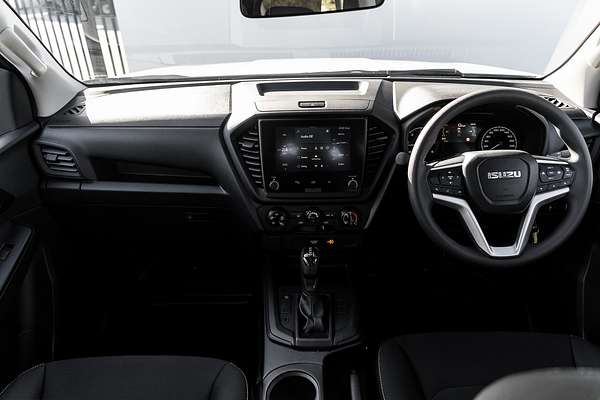 2025 Isuzu D-MAX SX High Ride Rear Wheel Drive