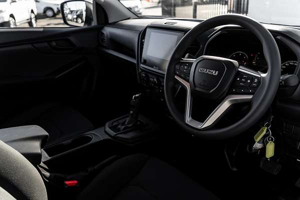 2025 Isuzu D-MAX SX High Ride Rear Wheel Drive