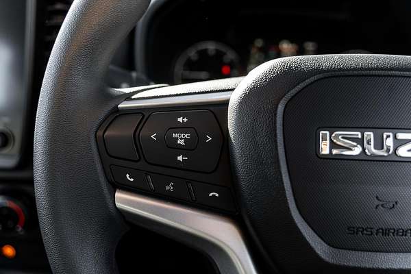 2025 Isuzu D-MAX SX High Ride Rear Wheel Drive