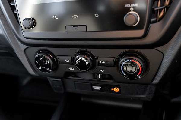 2025 Isuzu D-MAX SX High Ride Rear Wheel Drive