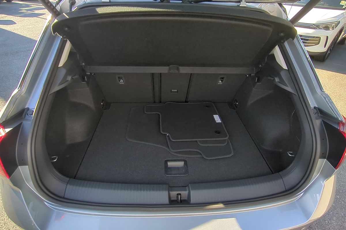2025 Volkswagen T-Roc 110TSI Style D11