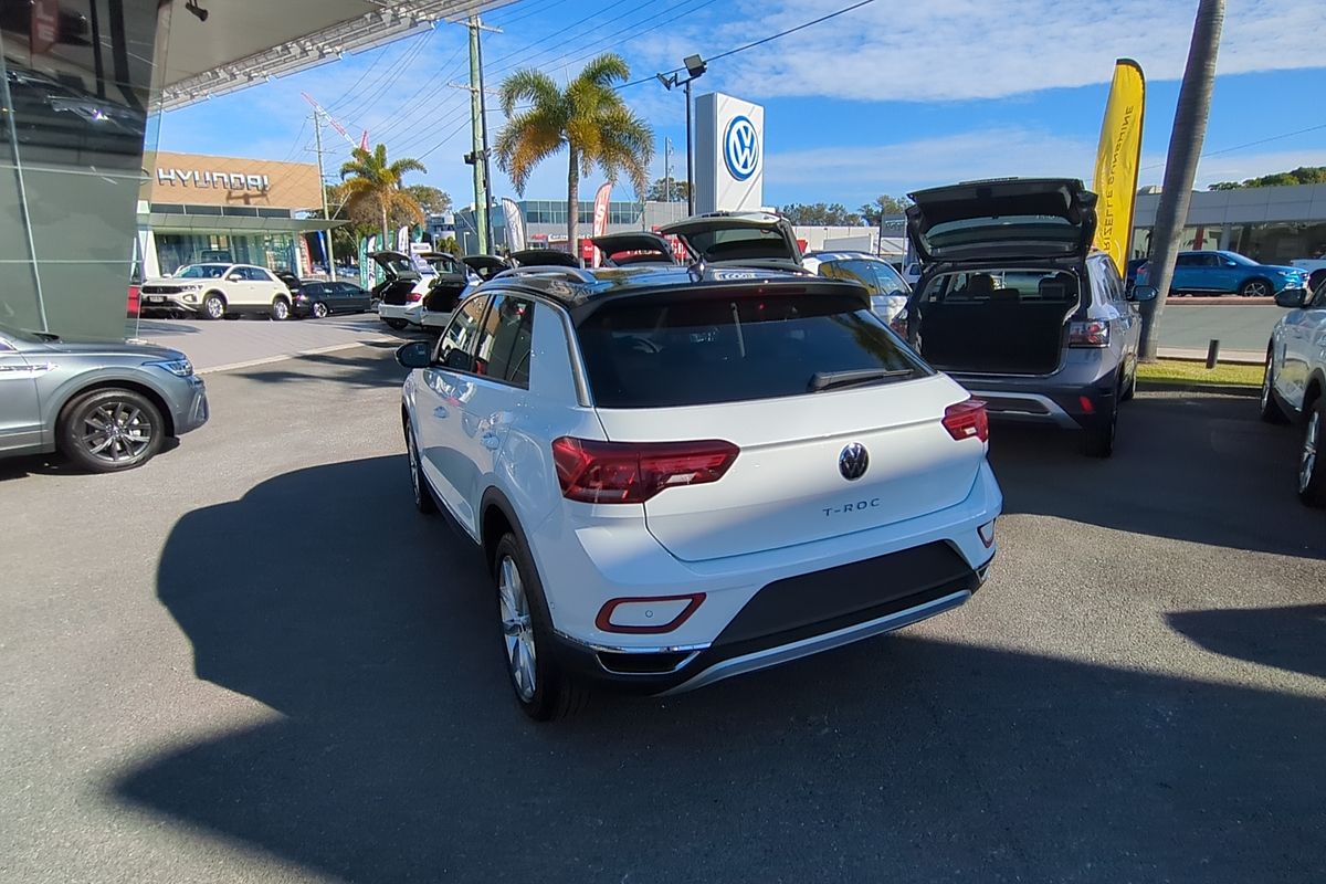2025 Volkswagen T-Roc 110TSI Style D11