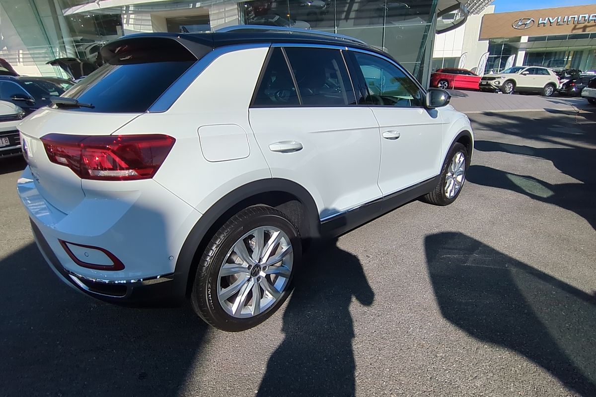 2025 Volkswagen T-Roc 110TSI Style D11