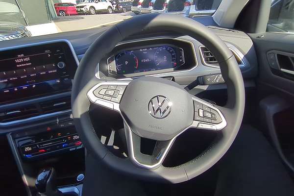 2025 Volkswagen T-Roc 110TSI Style D11