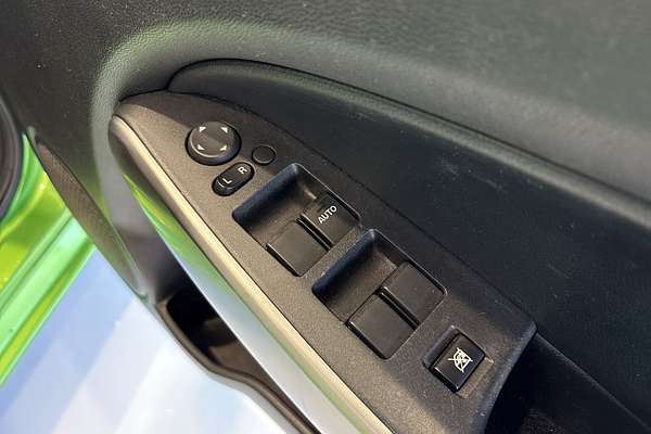 2010 Mazda 2 Neo DE Series 1