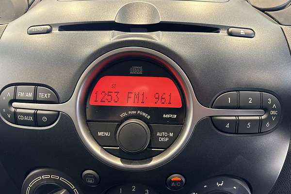 2010 Mazda 2 Neo DE Series 1