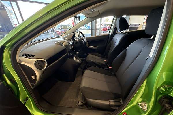 2010 Mazda 2 Neo DE Series 1