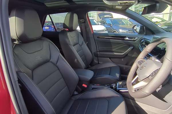2025 Volkswagen T-Roc 140TSI R-Line D11