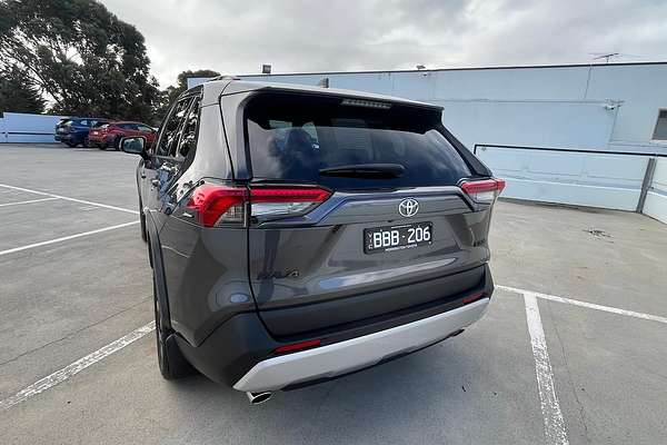 2019 Toyota RAV4 Edge AXAA54R
