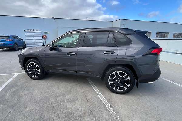 2019 Toyota RAV4 Edge AXAA54R