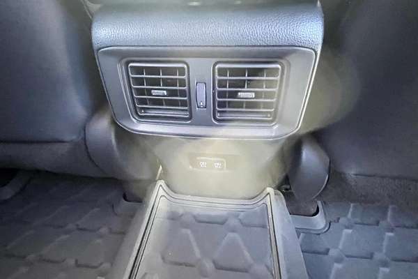 2019 Toyota RAV4 Edge AXAA54R