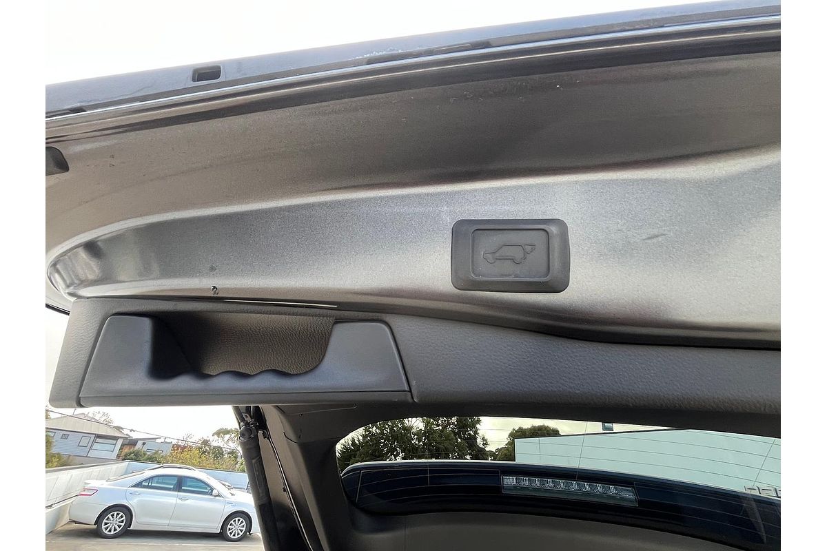 2019 Toyota RAV4 Edge AXAA54R