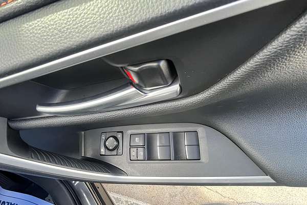 2019 Toyota RAV4 Edge AXAA54R